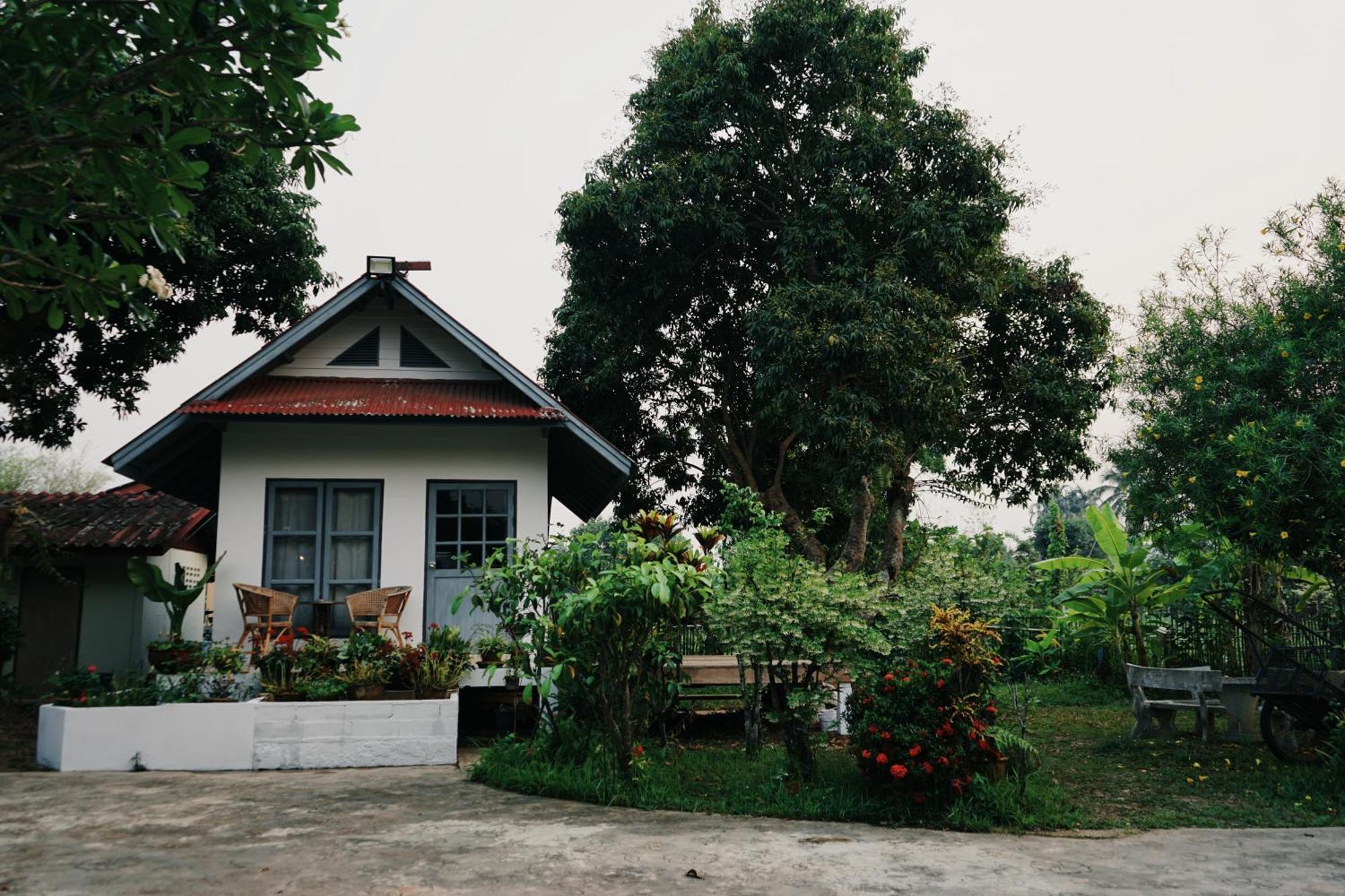 Menginap di pertanian Suksanti Coliving&vacation *